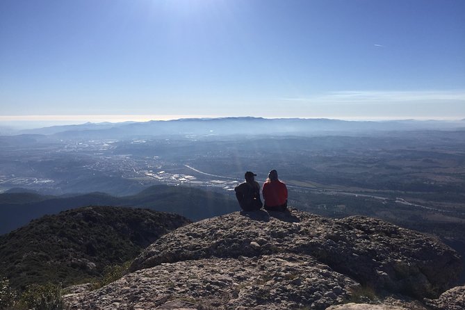 Semi-Private Montserrat Monastery & Hiking Experience - How the guide adapts the walk
