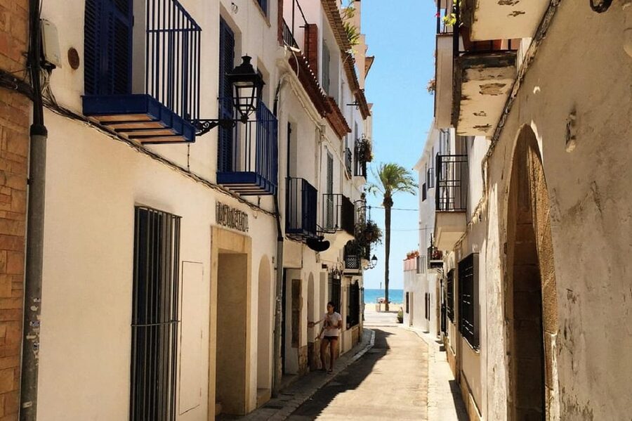 Sitges: Sailboat trip + walking tour and wine cellar tour - Booking advice and cancellation