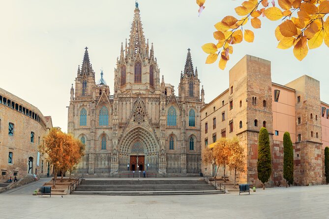 Skip-the-line Barcelona Cathedral with Private Guide - Private guiding and the value of the experience