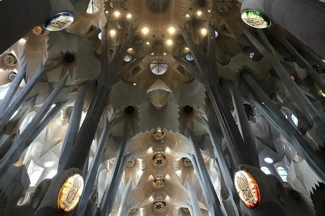 Skip The Line : La Sagrada Familia Guided Tour - Why La Sagrada Familia rewards a guided visit