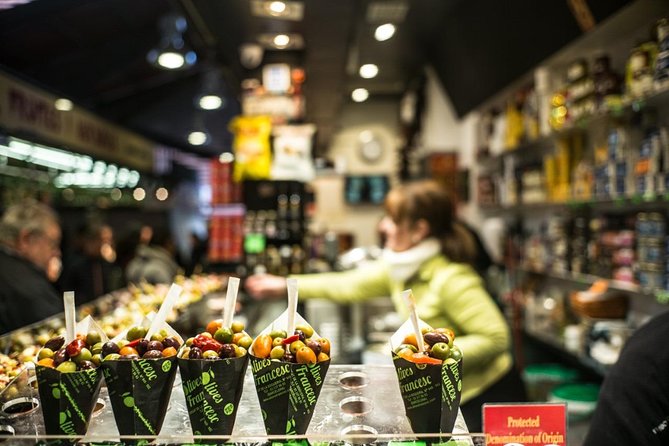 Spanish Oysters, Cava and Ibérico Ham at Barcelona’s La Boqueria Market - How much value do you get for $145?