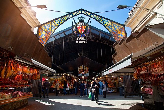 Spanish Oysters, Cava and Ibérico Ham at Barcelona’s La Boqueria Market - Starting with oysters, olives, and Spanish ham