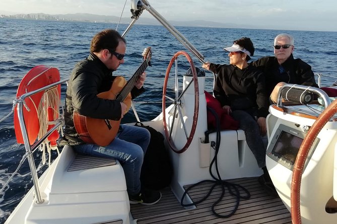 Sunset Sailing Experience w/ Live Spanish Guitar & Spanish Tapas - Who should book this experience?