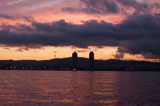 Sunset Sailing Tour in Barcelona - Is $82.82 a fair price?