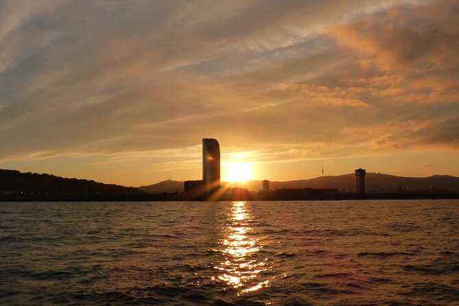 Sunset Sailing Tour in Barcelona - Planning around weather and cancellation