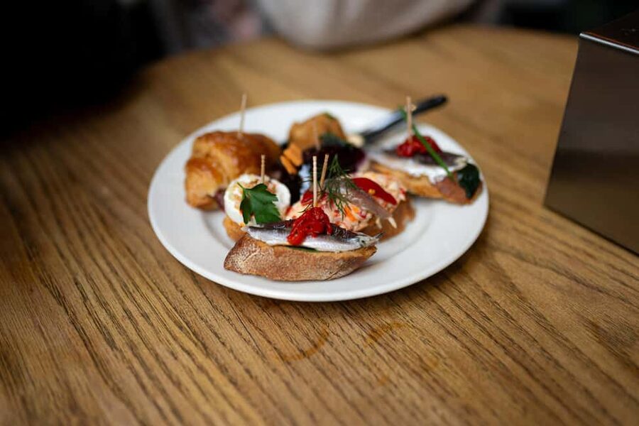 Tapas Food Tour with Dinner in Barcelona - The Gothic Quarter: another 45 minutes on foot