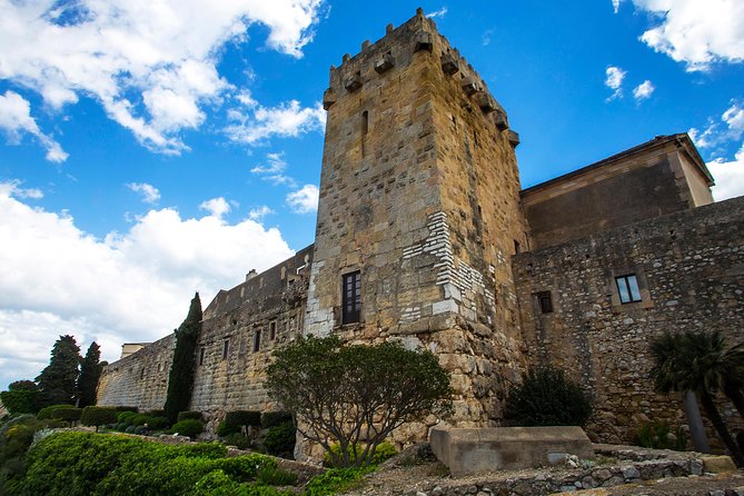 Tarragona Private Tour with Hotel Pick Up - Tarragona’s old town mixes Roman foundations with medieval lanes