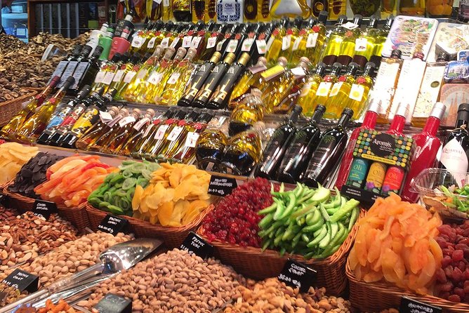 Taste of Barcelona: Boqueria Market, Tapas & History Tour - Walking the Gothic Quarter without losing the plot
