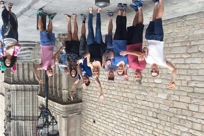 Taste of Barcelona: Boqueria Market, Tapas & History Tour - The final tavern, Catalan wine, and the porron