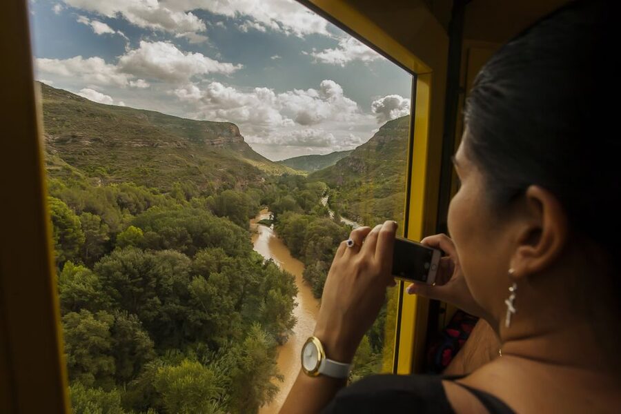 Tot Montserrat: Transport, Museum Tickets, and Lunch - Walking above the monastery