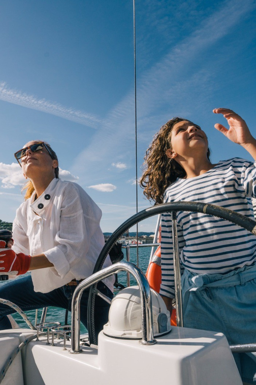 Two Hour Luxury Sailing Experience with Open Bar - Drinks, Snacks, and the Two-Hour Pace