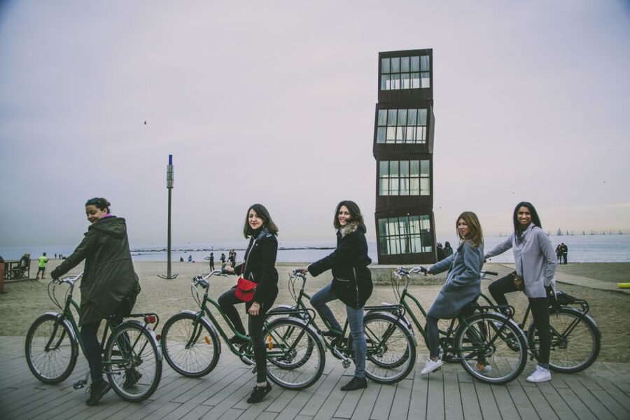 Unusual Barcelona Bike Tour in French - Who will enjoy this ride most?
