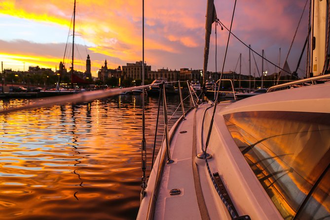 Vermut & Sailing Experience Barcelona with Drinks and Snacks - Who Will Enjoy This Most