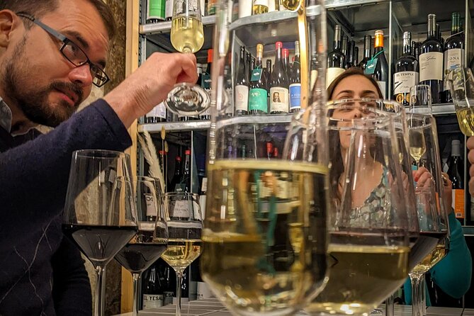 Vidavivida Wine Journey Food and Culture Tour in Barcelona - Nine tapas and seven drinks across four hours