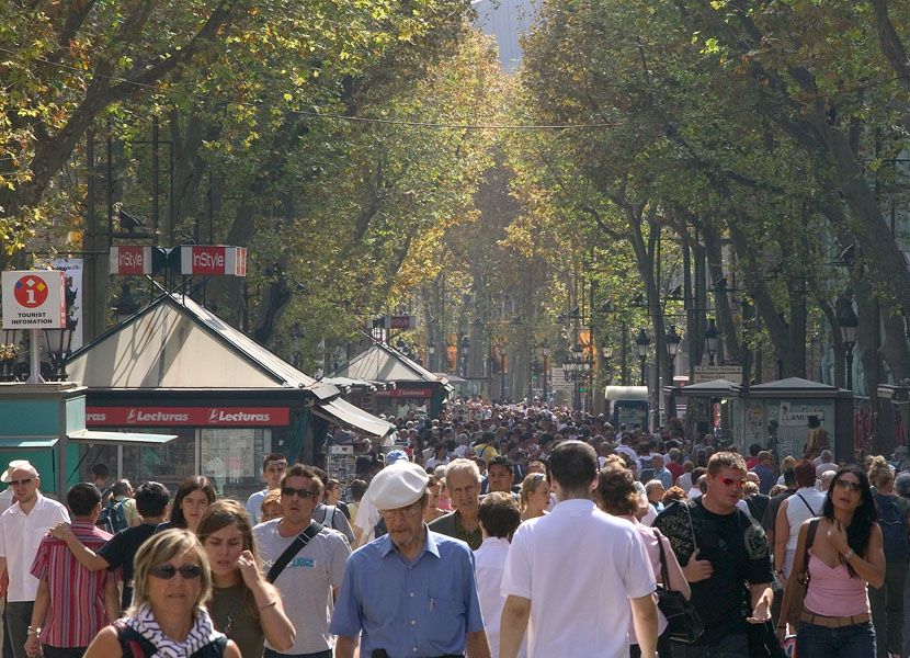 Walking Tour on Barcelona Old Town 3-Hour - Starting with La Rambla and La Boqueria