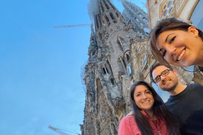 Welcome Private Chauffeured Tour with Licensed Guide - Passeig de Gràcia turns architecture into a photo stop