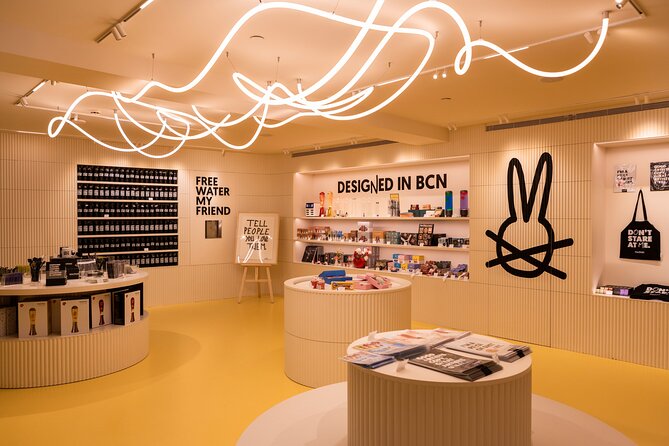 White Rabbit Museum: The Best Immersive Experience in Catalonia - The infinity room and the best photo opportunities